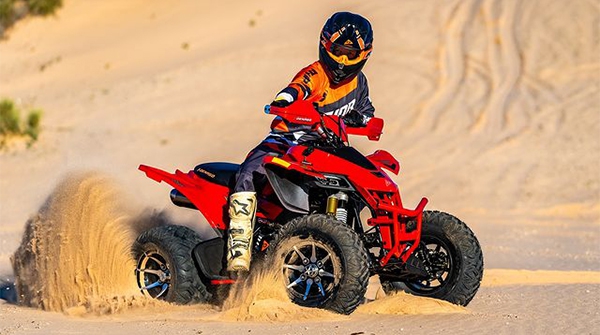 DENAGO POWERSPORTS: 沉塑动力运动，开启全新视角